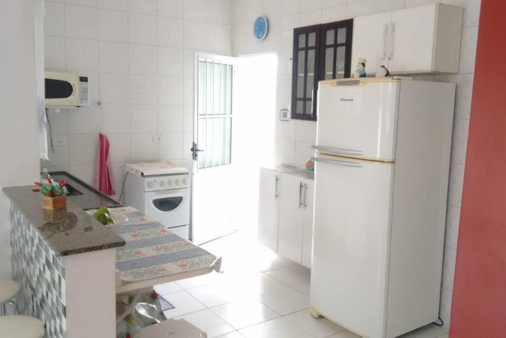 Casa Com Piscina Itanhaem Cibratel II Villa Ngoại thất bức ảnh